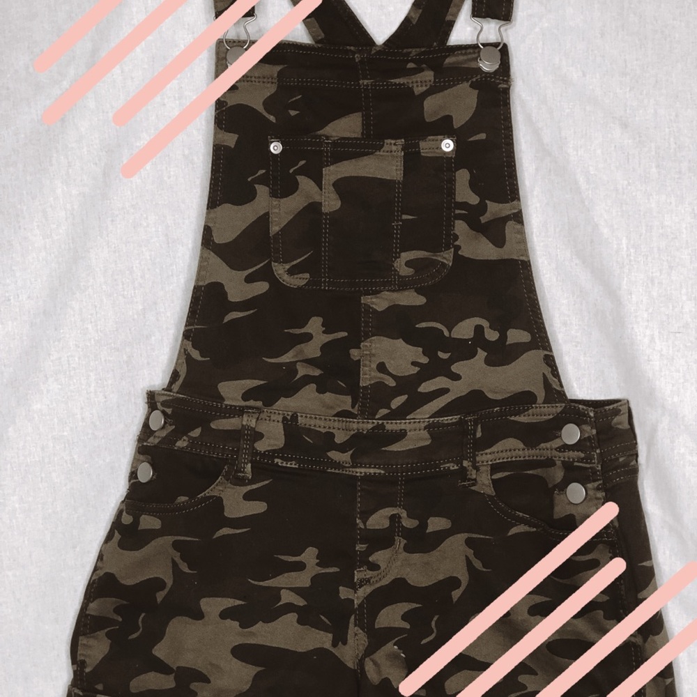 CAMO ROMPER! NEVER WORN!!!